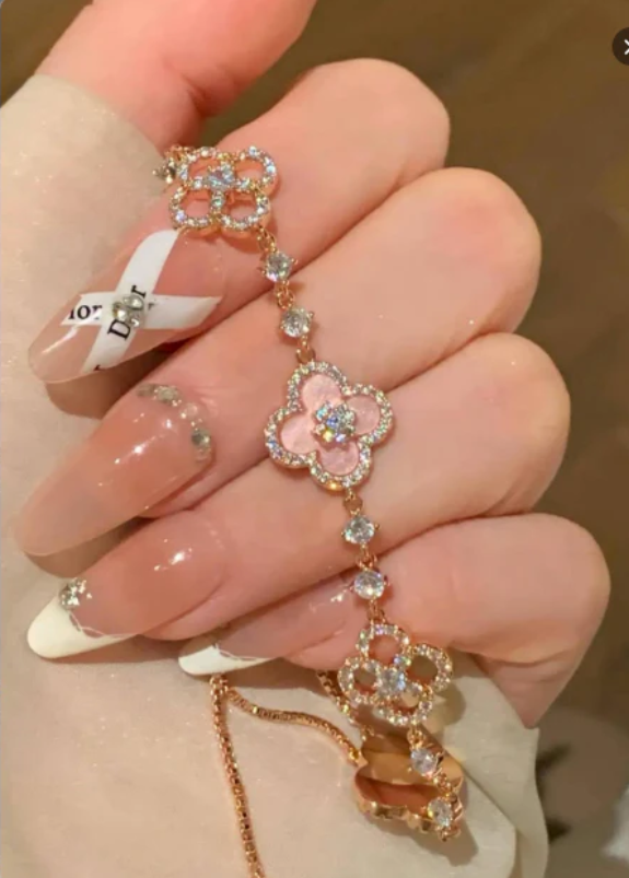 Sakura Cleef Bracelet