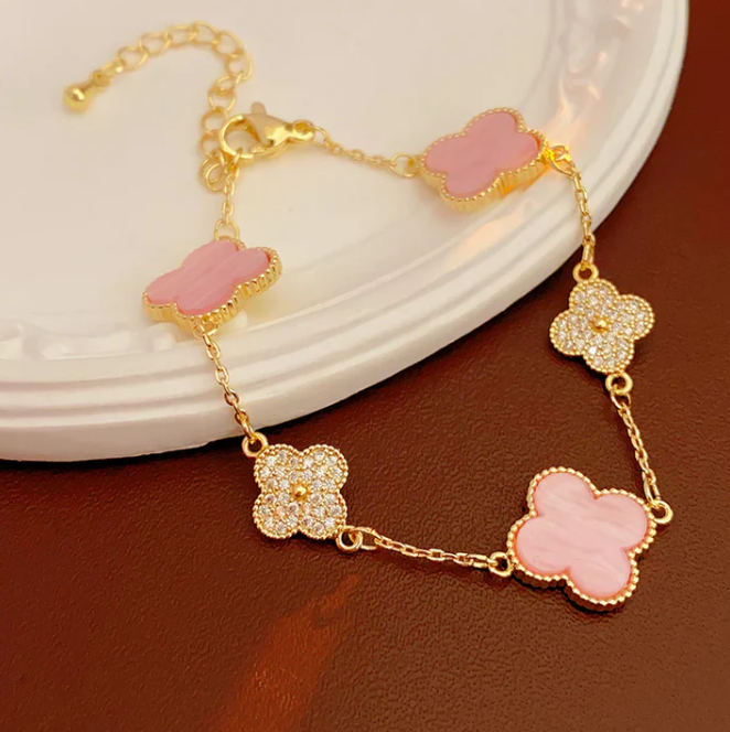 Flower Bracelet With Diamond