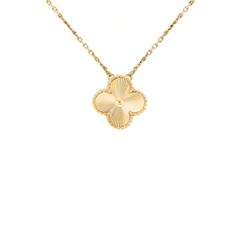 Niffyy Clover Leaf Necklace