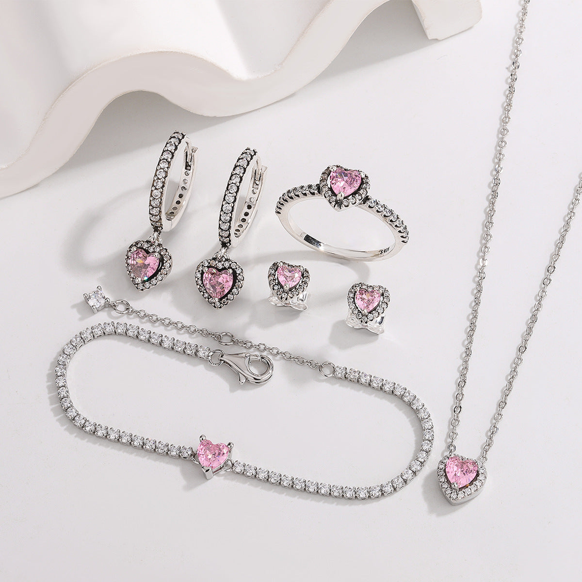 Heart-shaped set