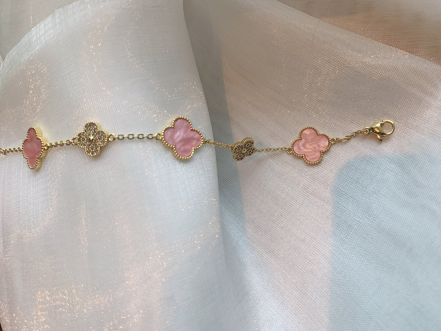 Flower Bracelet With Diamond